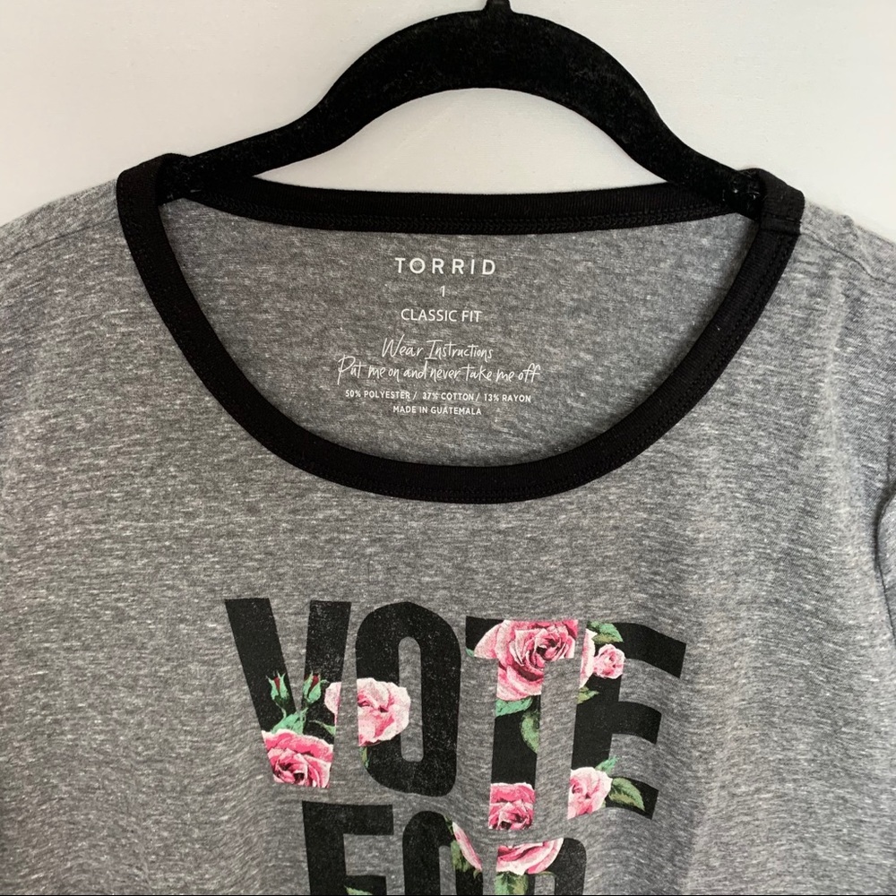 Torrid "Vote for Love" Graphic T-shirt Size 1X - Picture 4 of 7